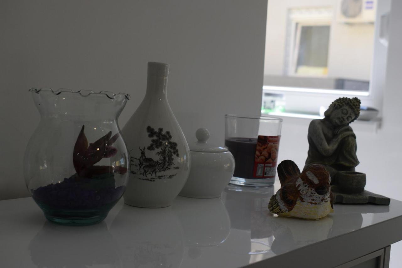 Apartmani K&V Veliko Gradiste Bagian luar foto